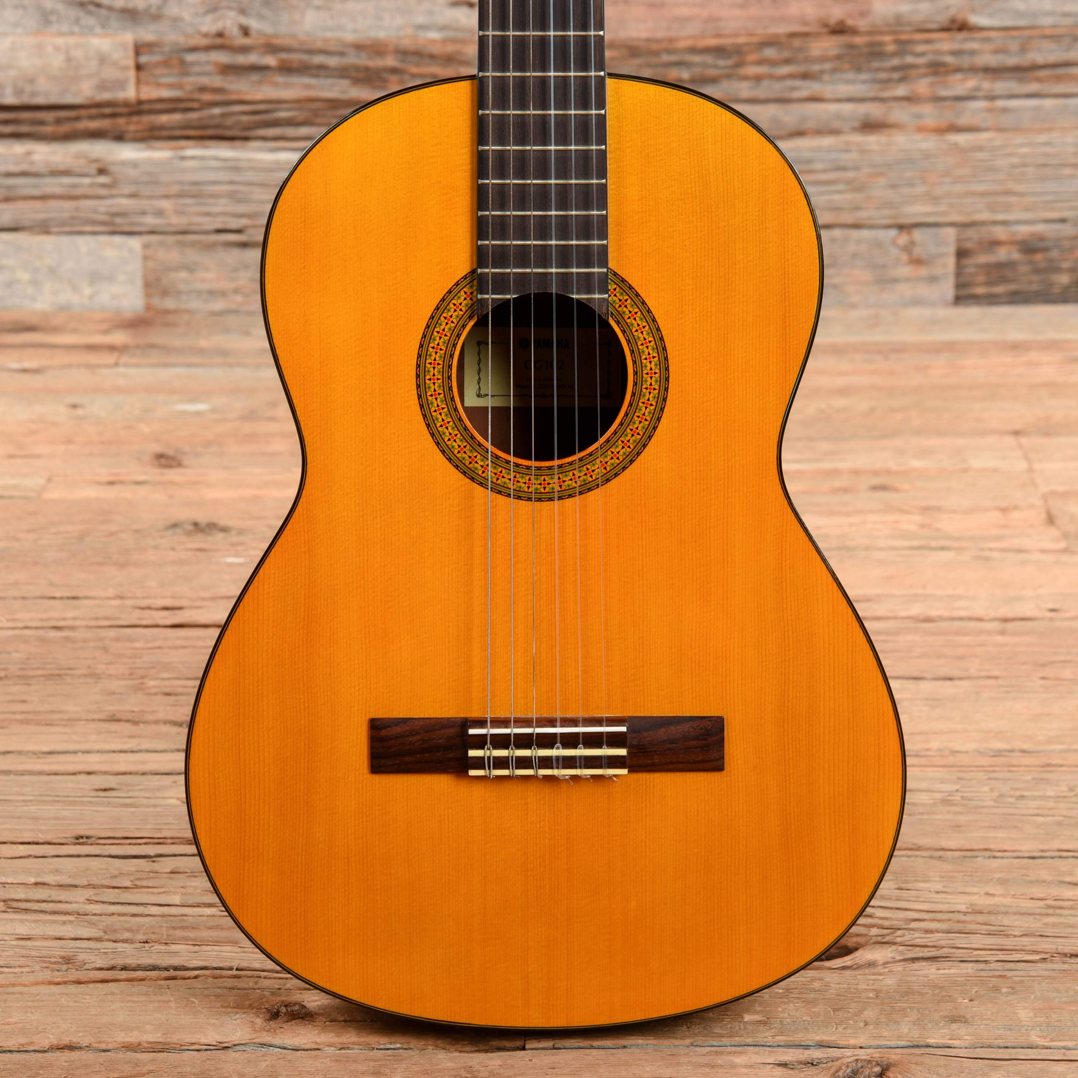 Yamaha CG102 Classical Natural – Chicago Music Exchange