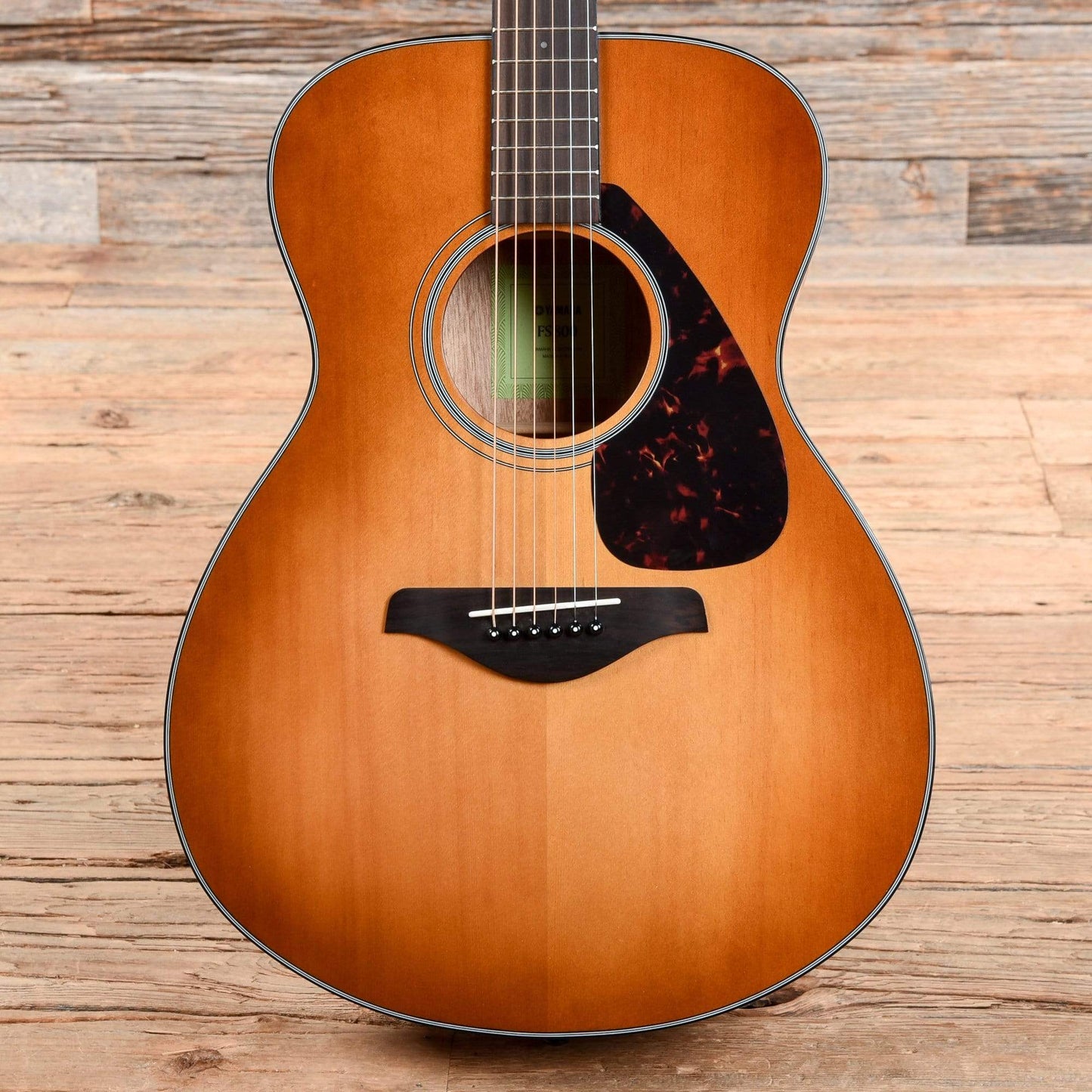 Yamaha FS800 Sand Burst Acoustic Guitars / Concert