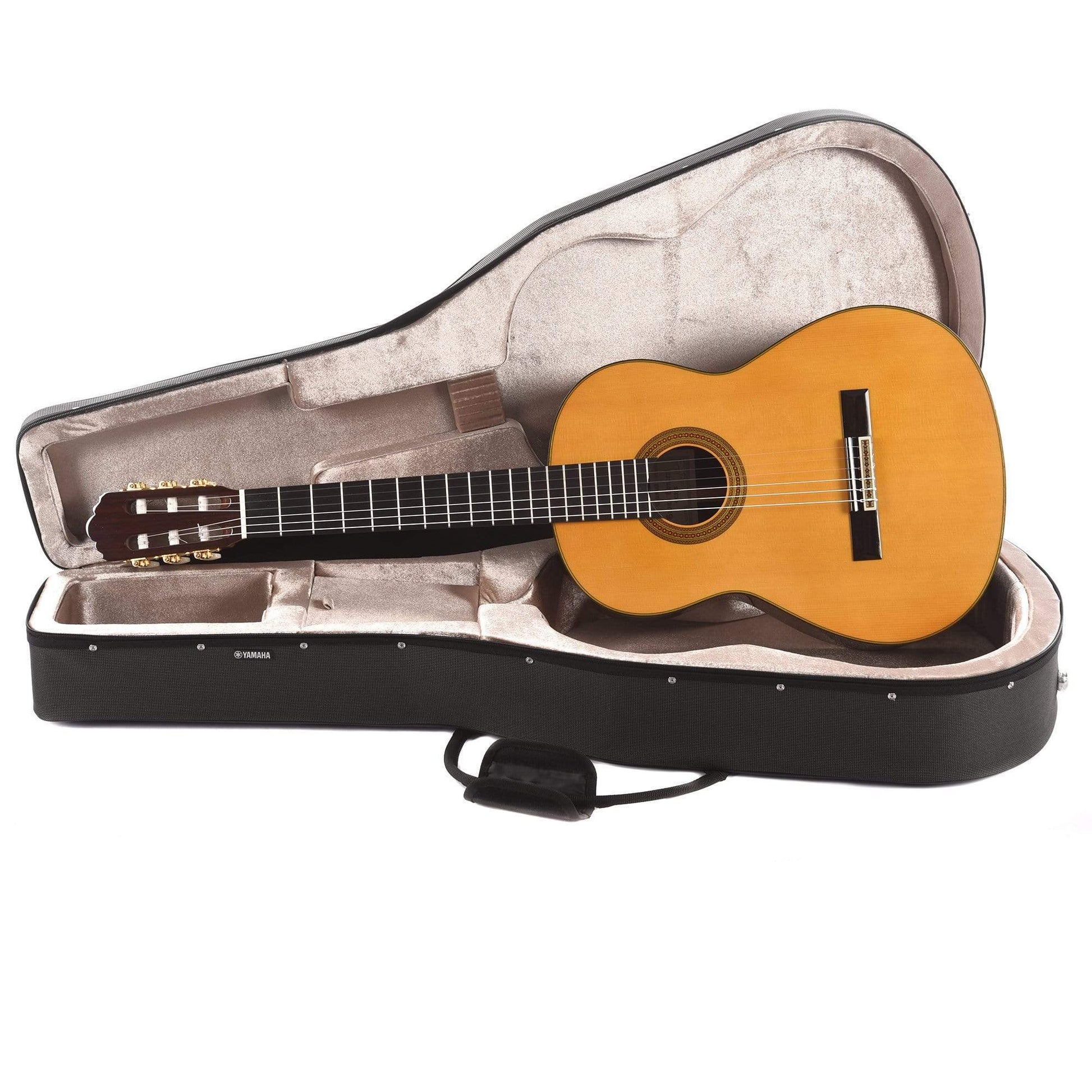 Yamaha GC32S Grand Concert Sitka/Rosewood Classical Guitar w/Hardshell Case Acoustic Guitars / Concert