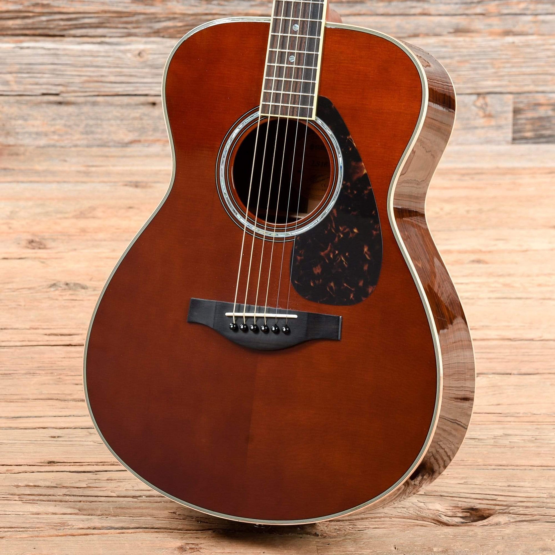 Yamaha LS16 Mahogany Acoustic Guitars / Concert