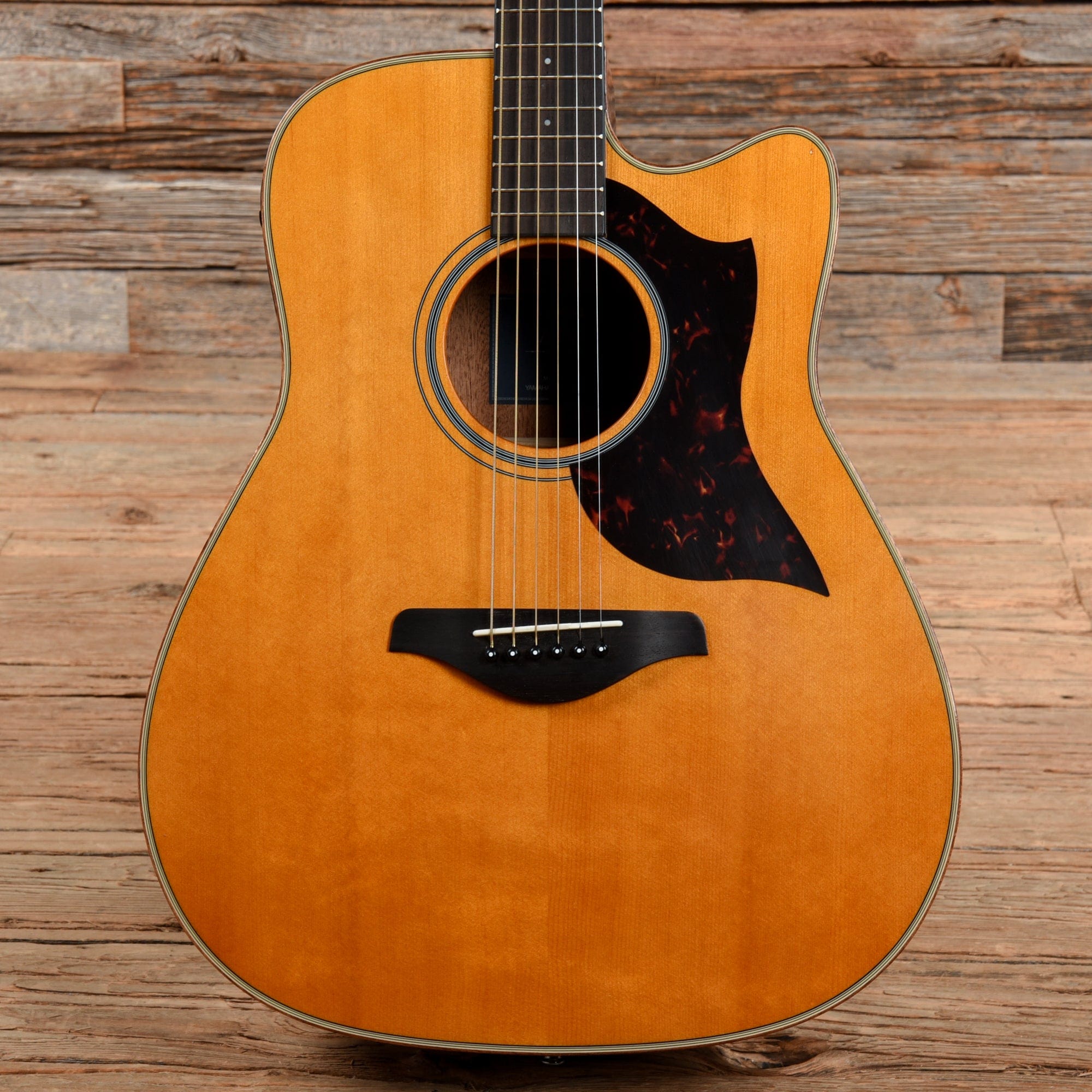 Yamaha A1M Vintage Natural – Chicago Music Exchange