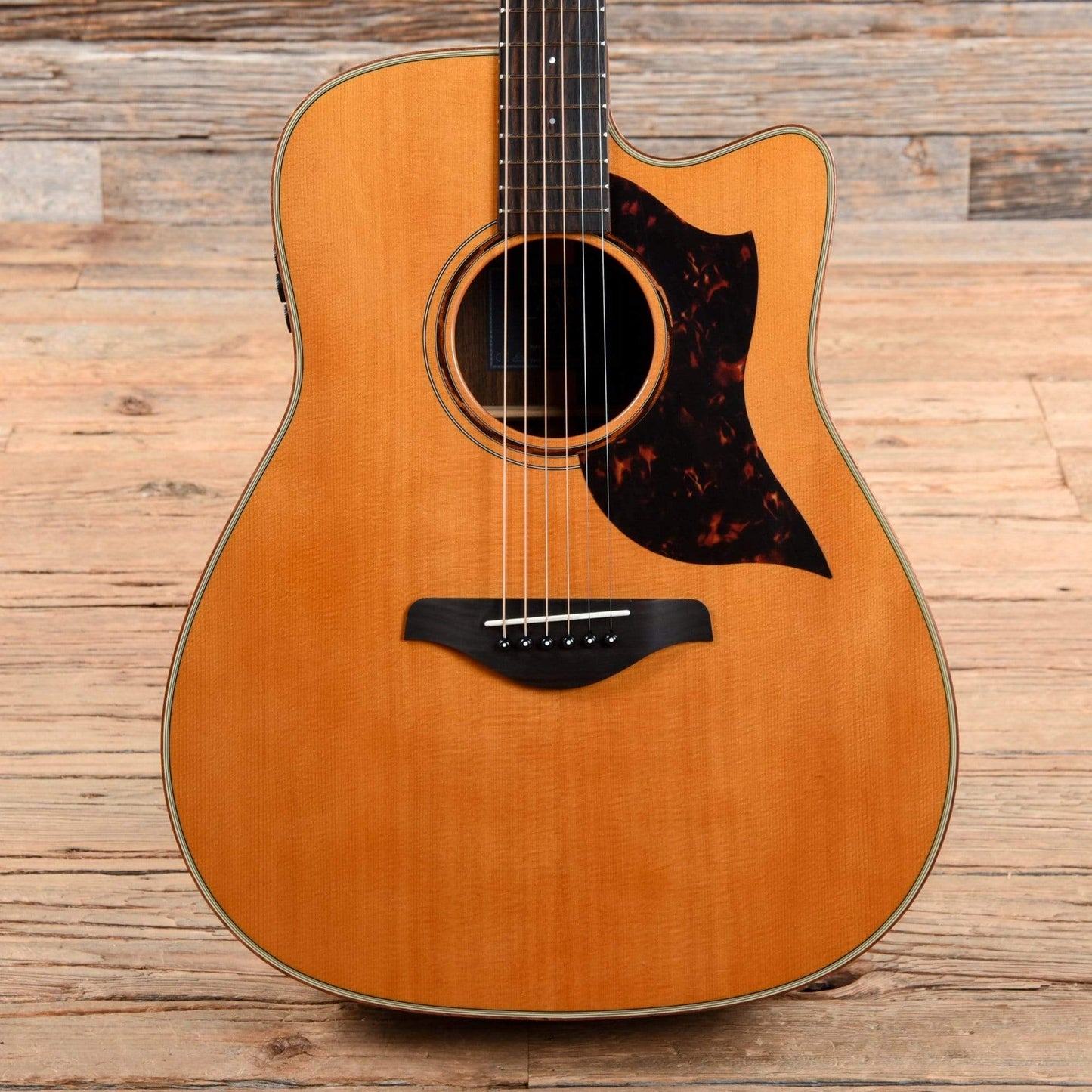 Yamaha A3R Folk Cutaway Acoustic/Electric Guitar Natural 2018 Acoustic Guitars / Dreadnought