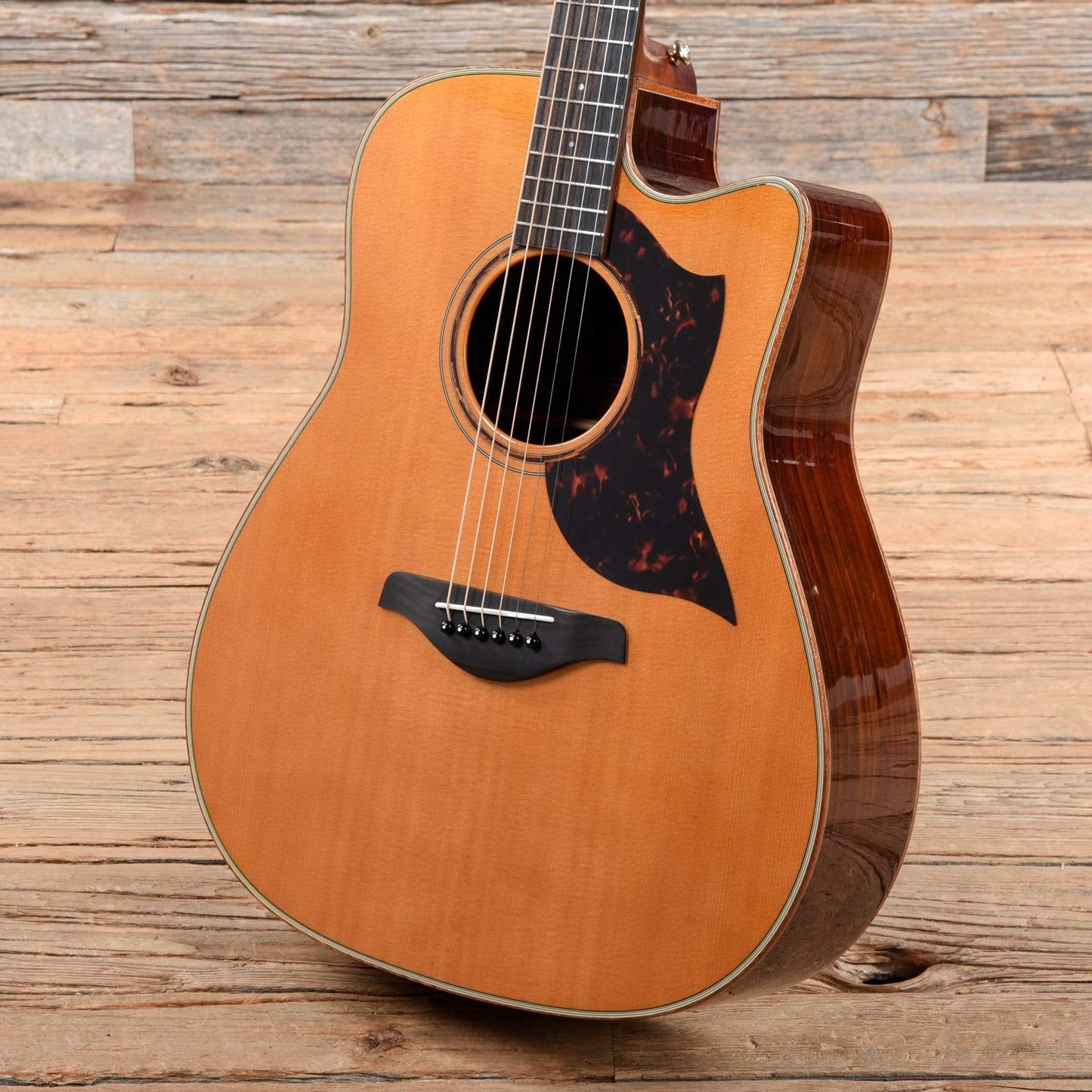 Yamaha A3R Folk Cutaway Acoustic/Electric Guitar Natural 2018 Acoustic Guitars / Dreadnought