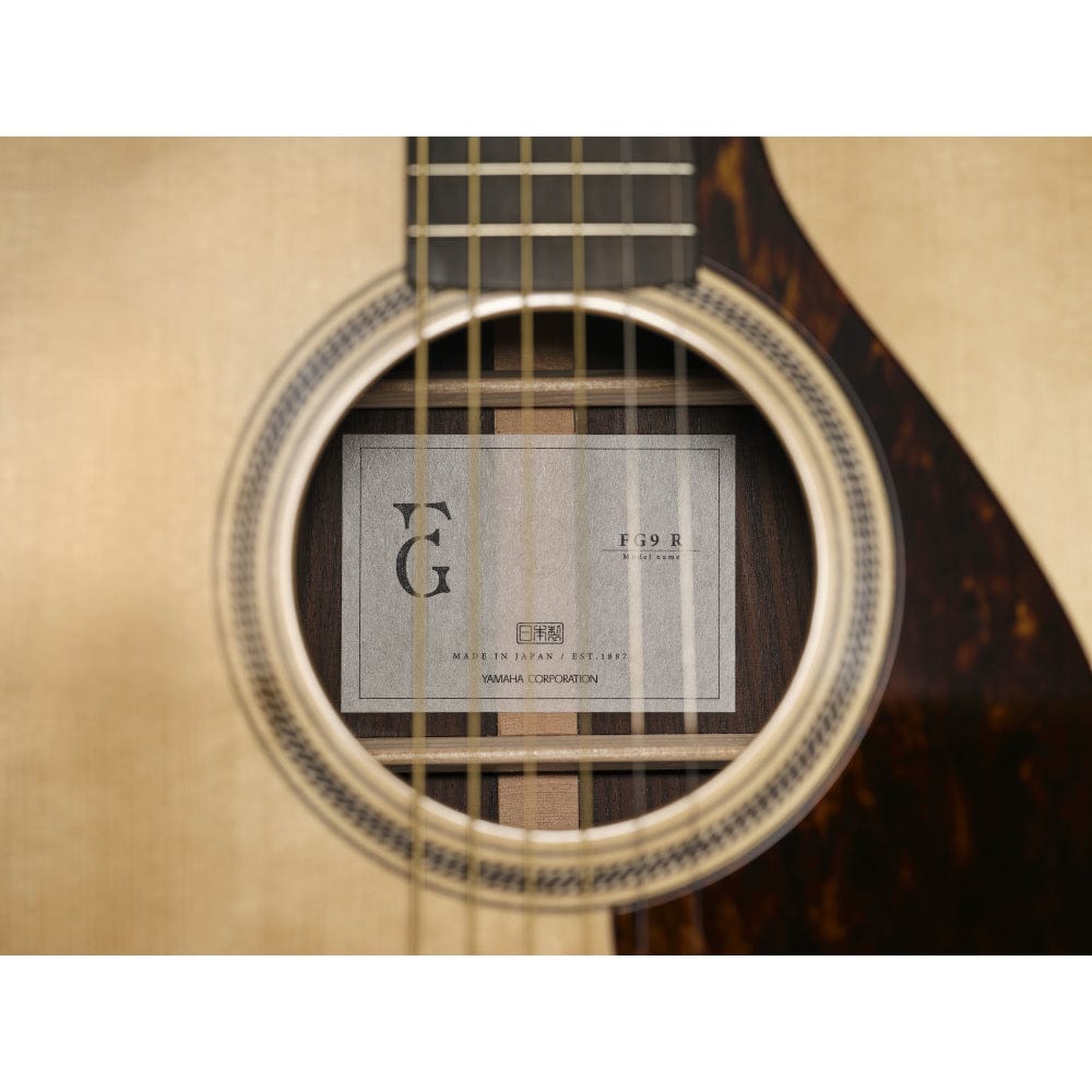 Yamaha FG9 R Adirondack Spruce/Indian Rosewood Dreadnought Natural Acoustic Guitars / Dreadnought