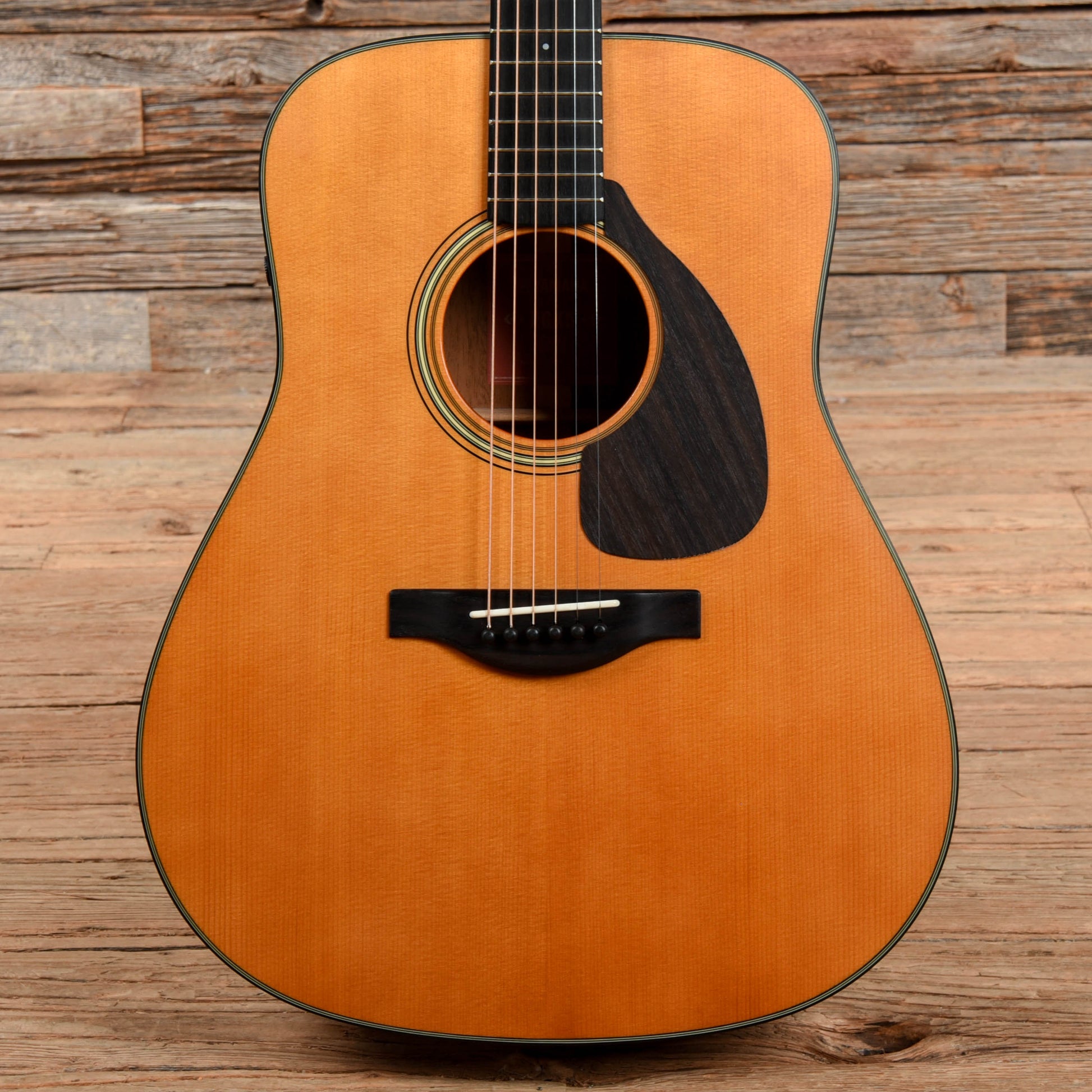 Yamaha FGX5 Red Label Natural Acoustic Guitars / Dreadnought