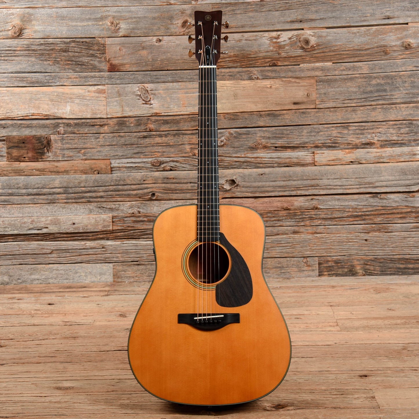 Yamaha FGX5 Red Label Natural Acoustic Guitars / Dreadnought