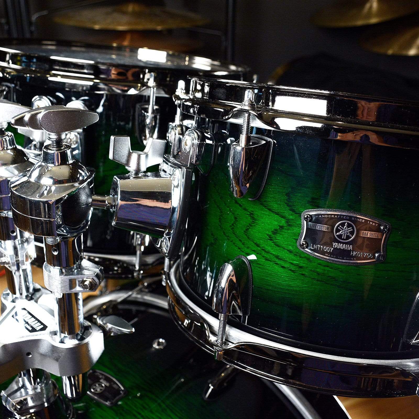 Yamaha Live Custom 10/12/16/22 4pc. Drum Kit Emerald Shadow Sunburst Drums and Percussion / Acoustic Drums / Full Acoustic Kits